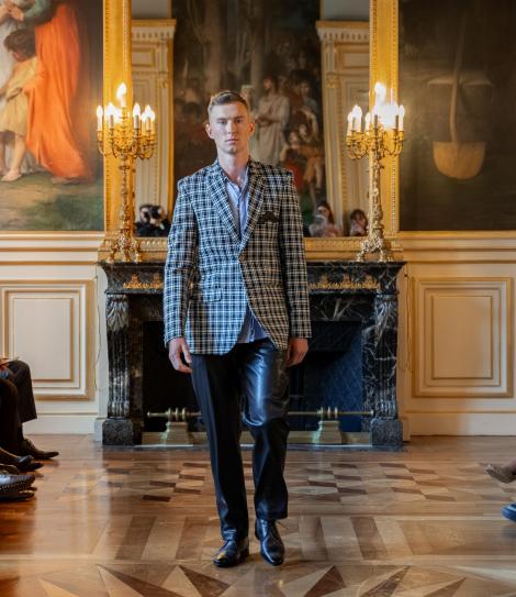 Veste Rosh 24 ( défilé de mode ) 
