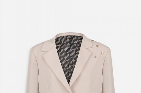 BLAZER EN CRÊPE COUTURE 2